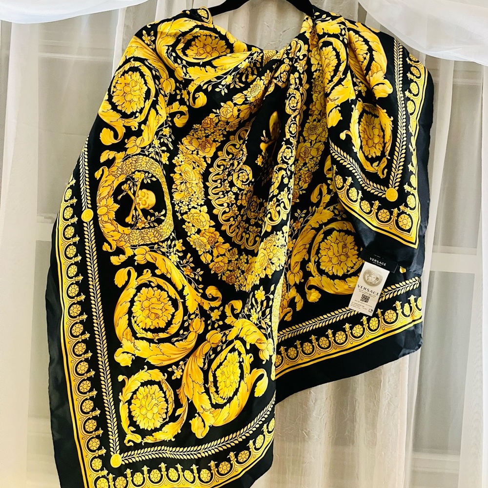 Original Authentic Versace Scarf